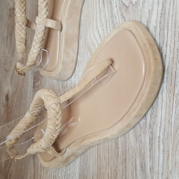 Gia Borghini Shoes - Gia Borghini By Rhw Suede T Strap Womens Tan Between The Toe Sandals
